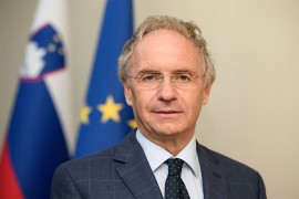 Slovenački ministar unutrašnjih poslova i direktor policije dali ...