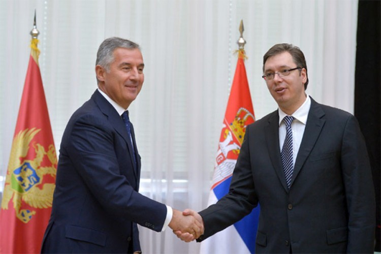 Vučić spreman da razgovara sa Đukanovićem: Pozvaću ga u Srbiju