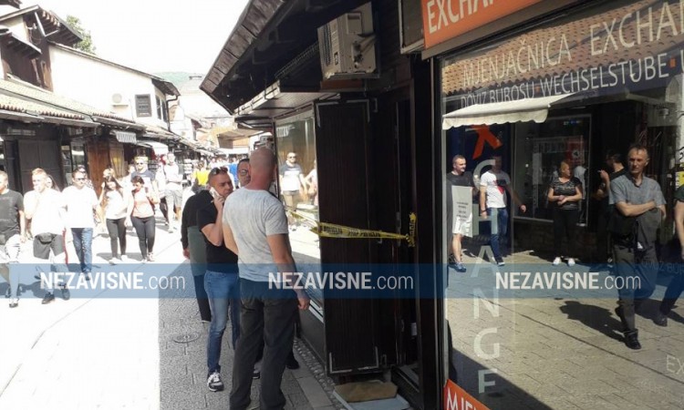 Pljačka zlatare na Baščaršiji: Maskirani razbojnici pobjegli na motoru