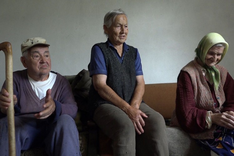 Dvije sestre i brat pozne godine života provode u bijedi i neimaštini