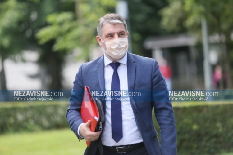 Šeranić: Respiratori nisu nabavljani preko "Alibabe", cijenu diktirale okolnosti