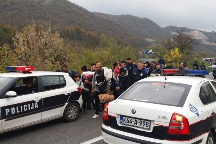 MUP-u USK nedostaje 100 službenika u borbi s migrantskom krizom