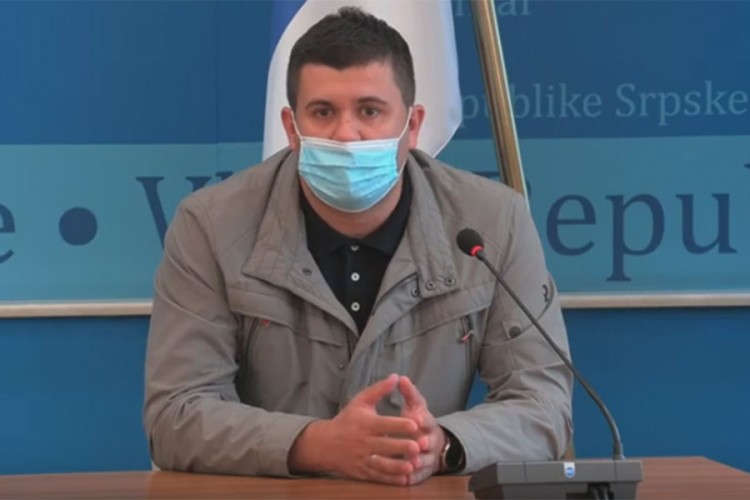 Šešlija: Nabavka urađena po zakonu