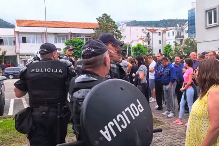 Dodik: Scene nasilja iz Budve podsjećaju na one iz SAD