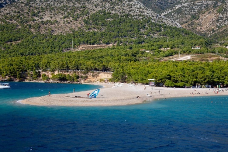 U Hrvatskoj u junu 80 odsto manje turista