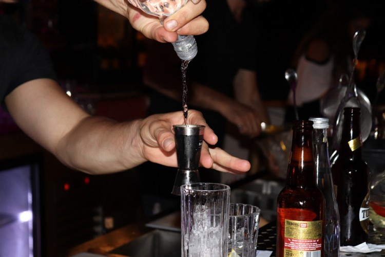 Još jedan Srbin preminuo od trovanja alkoholom