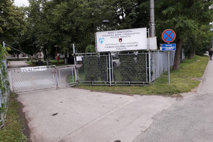 U Sarajevu zabranjena posjeta svim domovima za stara lica