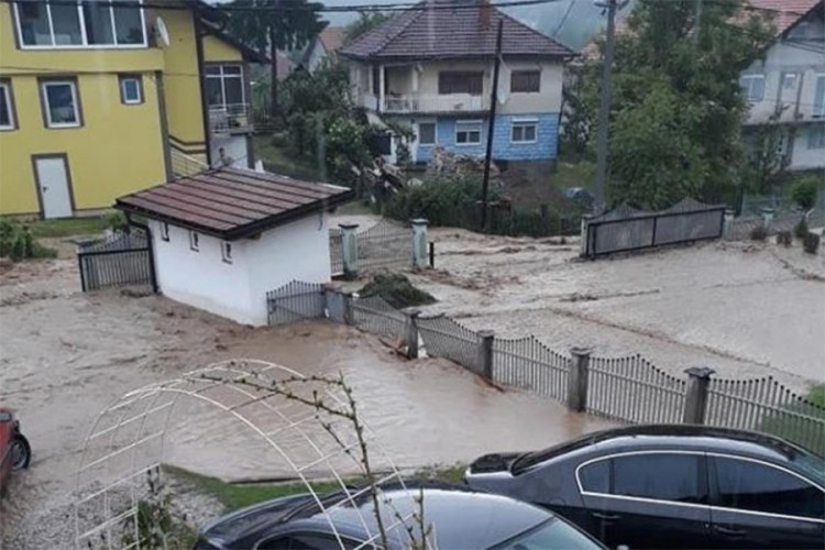 U Kalesiji proglašeno stanje prirodne nesreće