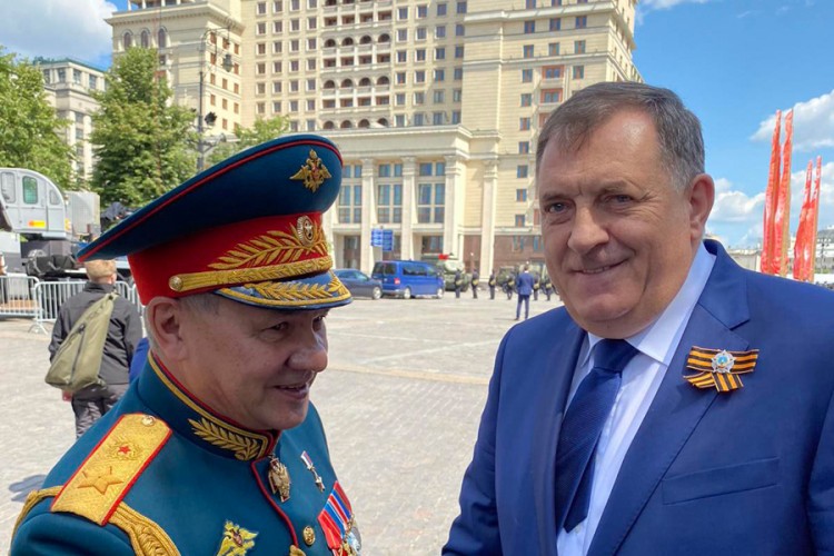 Dodik: Kad se vratim iz Moskve tražiću da se migranti izbace iz BiH