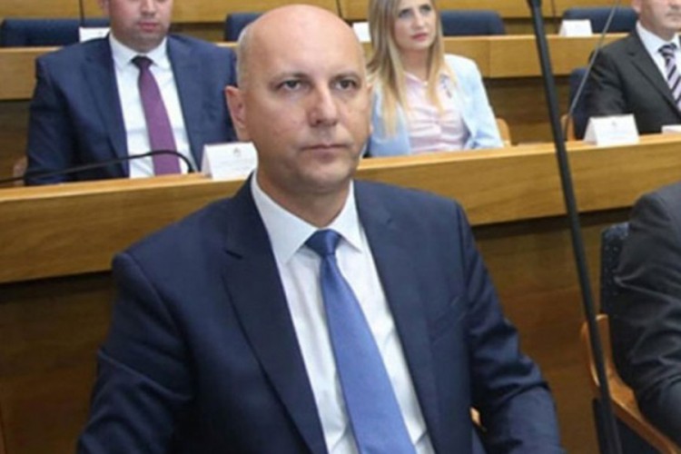 Skoko: Zbog sujete ministra odbijeni važni amandmani
