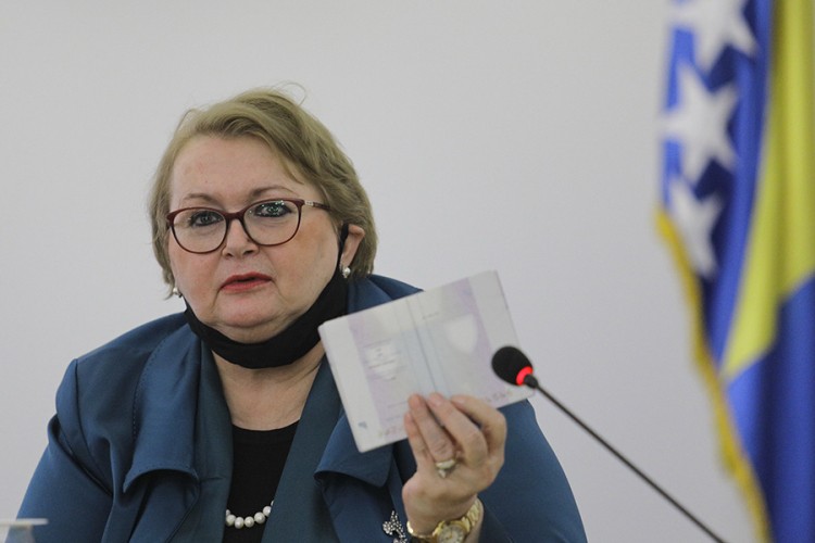 Istražujemo: Turkovićeva doktorat stekla u "fabrici diploma"