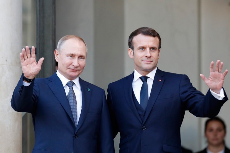 Putin i Makron pozvali strane u Libiji na prekid vatre