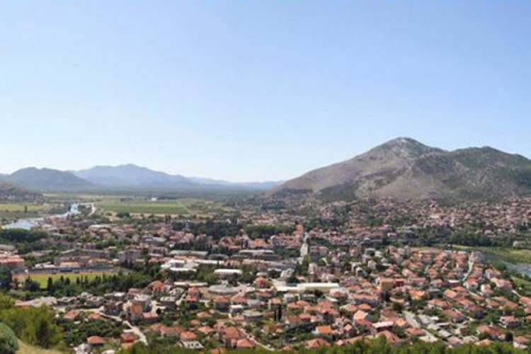 Izvučeni dobitnici vaučera: Iz Amerike na ljetovanje u Trebinje