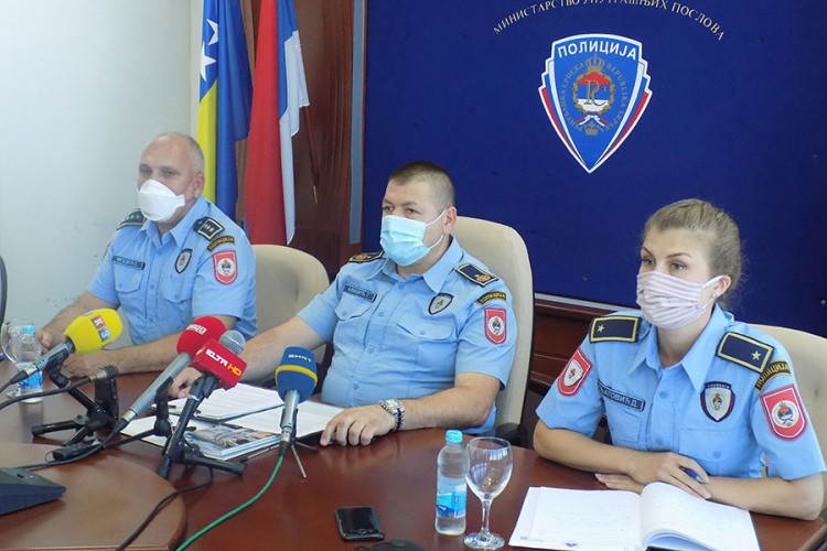 U RS 30 uređaja mjeriće brzinu kretanja vozila non-stop