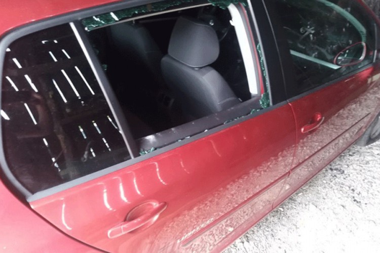 Šipovljanina terete da je sugrađaninu polupao auto