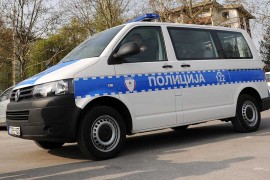 Poreski inspektori osumnjičeni da su primali mito i zloupotrijebili ...