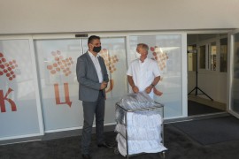Klinici za plućne bolesti UKC-a RS donirane uniforme