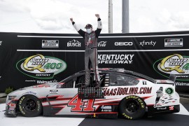 Debitant Kaster slavio u trci NASCAR Kup serije