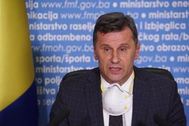 Novalić nema temperaturu, ne treba mu podrška kiseonikom
