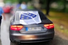 Kazna zbog ratne zastave Armije RBiH na audiju u Banjaluci