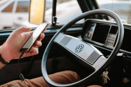 Od sto vozača u Gradišci sedam ih telefonira za volanom