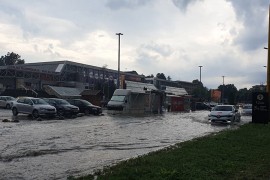 Kiša napravila probleme, poplavljeno nekoliko kuća kod Tuzle