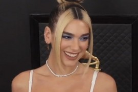 Dua Lipa pokazala zadnjicu, Srbi je ismijali: Je l' to od ajvara?