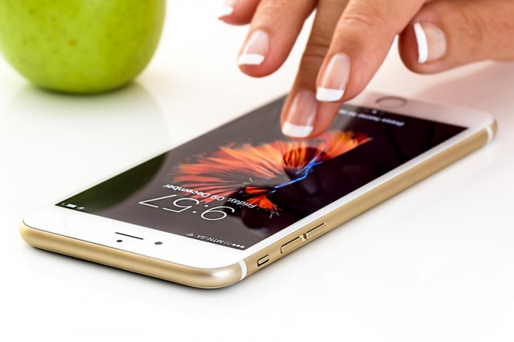 Može li vaš telefon da vam prenese virus korona?