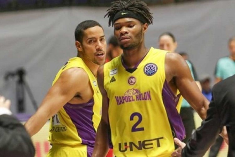 Kori Volden zvanično u Zvezdi