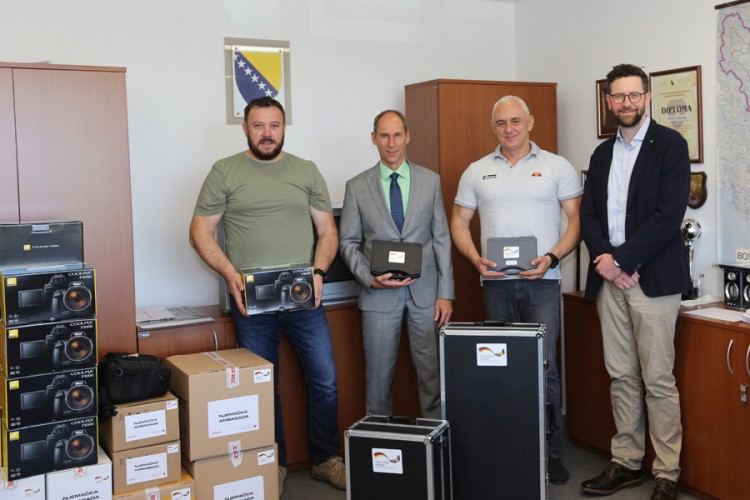 Granična policija BiH dobila opremu vrijednu 250.000 KM