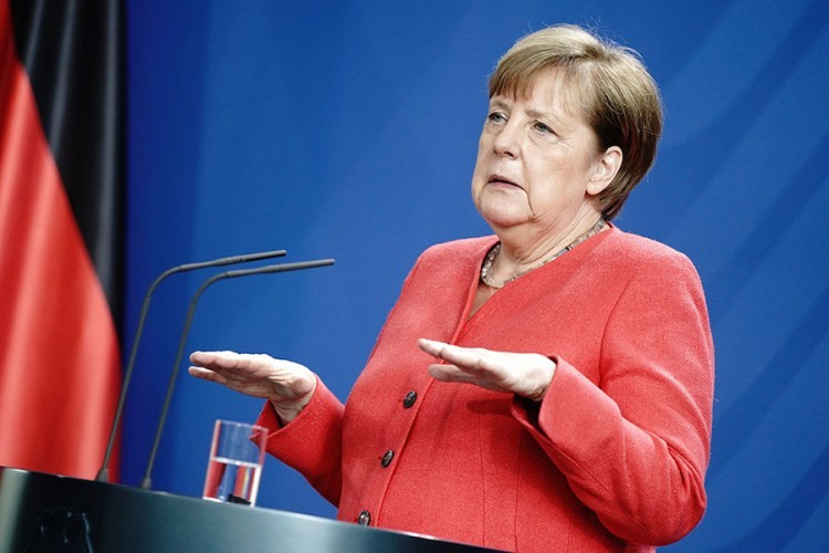 Merkel zahvalila starijim građanima na ponašanju tokom korone