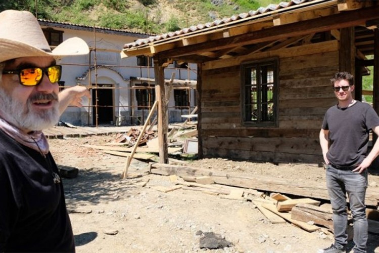 Prva klapa filma "Hadžijino zvono" i serije "Nečista krv" 12. avgusta