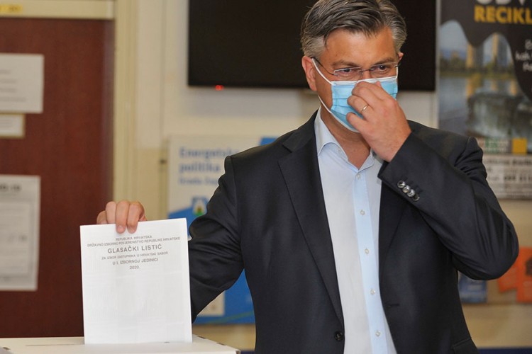 Izbori u Hrvatskoj: HDZ-u najviše mandata