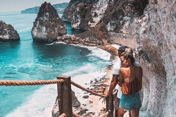 Strmim stepenicama do najljepše plaže na Baliju