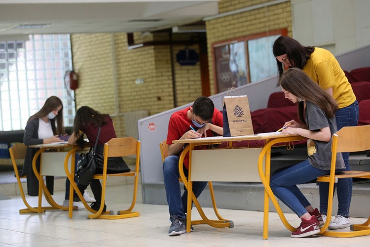 Počeo julski upisni rok u srednje škole: Ima mjesta u gimnazijama