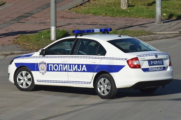Težak udes na obilaznici kod Surčina