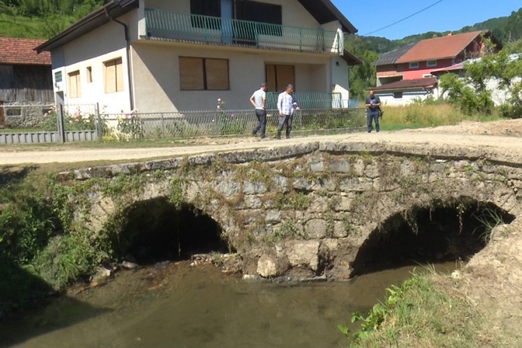 Zub vremena načeo rimski most u Starom Majdanu
