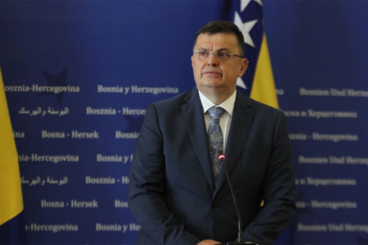 Pao dnevni red, odgođena sjednica Savjeta ministara BiH