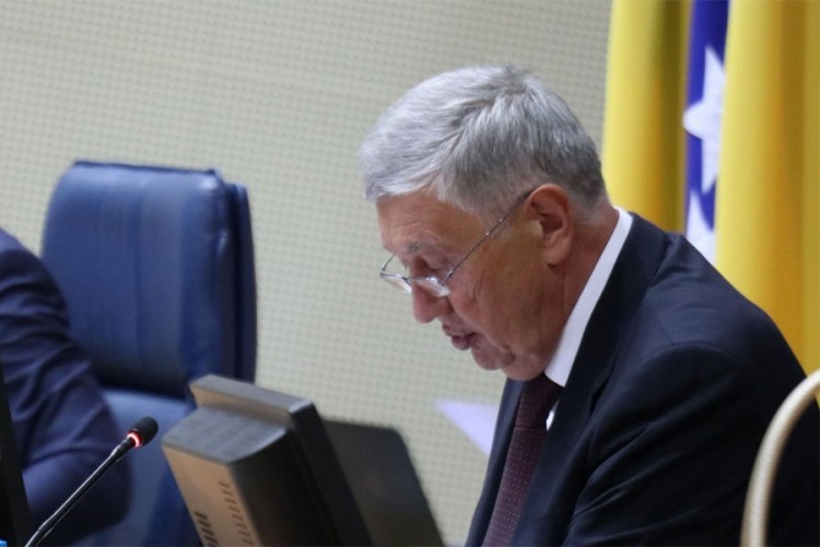 Radmanović: SNSD bio protiv budžeta jer nisu ispoštovani dogovori