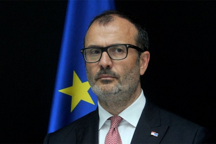 Fabrici: Brisel s pažnjom prati dešavanja u Beogradu
