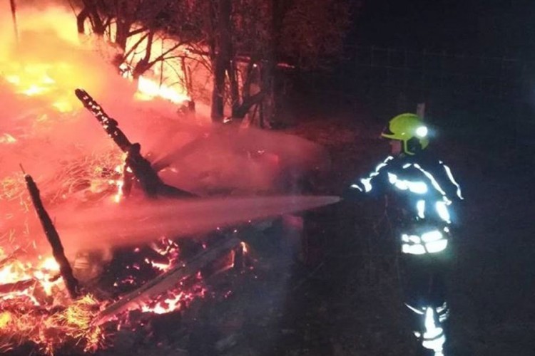 U požaru izgorjelo 300 bala sijena i 50 bala slame