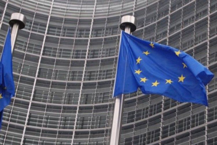 Brisel uklanja Srbiju i CG sa liste bezbjednih zemalja