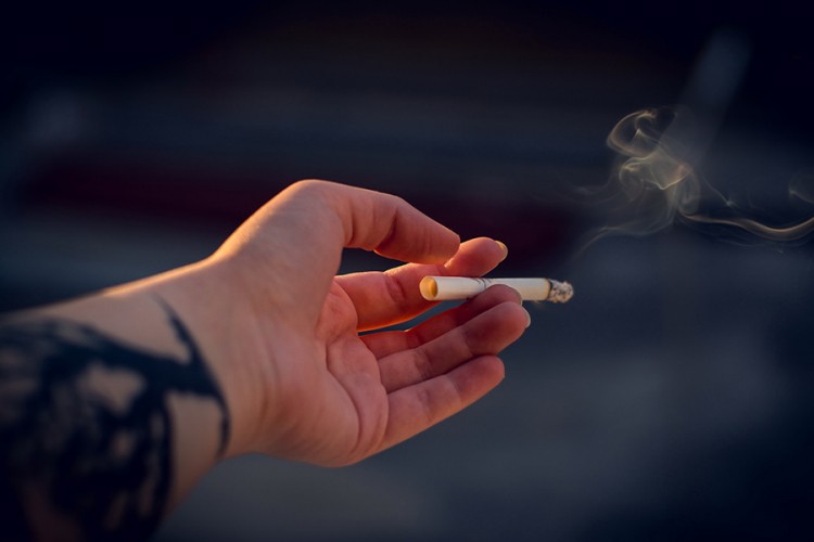 Milion pušača u Britaniji ostavilo cigarete tokom pandemije
