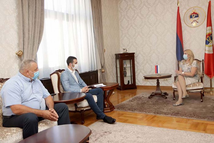 Cvijanović: Povratnici u USK trpe veliki pritisak migrantske krize