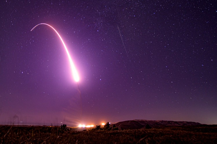 SAD počele testiranje "Trampove super rakete"