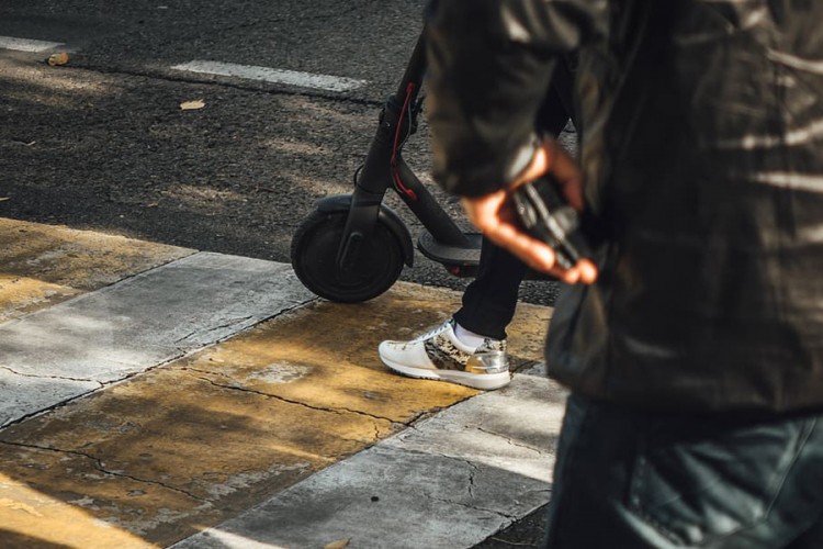 Policija u RS pojačava kontrolu vozača električnih trotineta