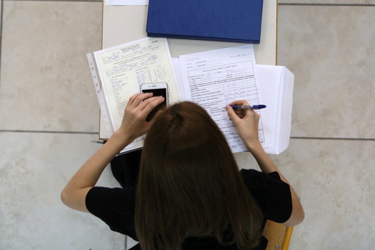 Tehničar multimedija budućnost, modni krojač prošlost