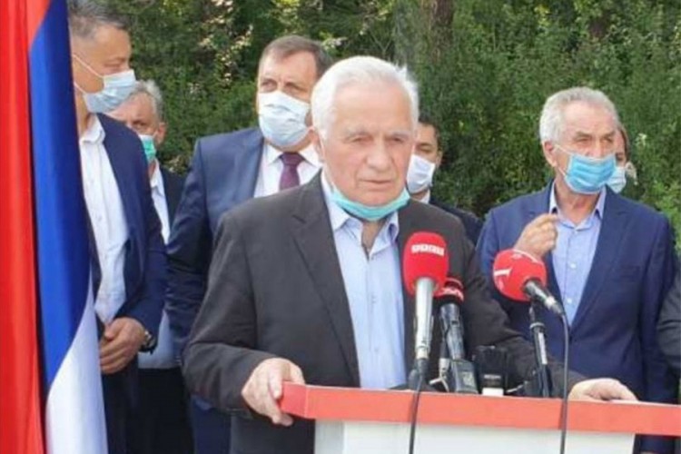 Inicijativa da ratnim poslanicima i rukovodstvu RS budu isplaćene novčane naknade