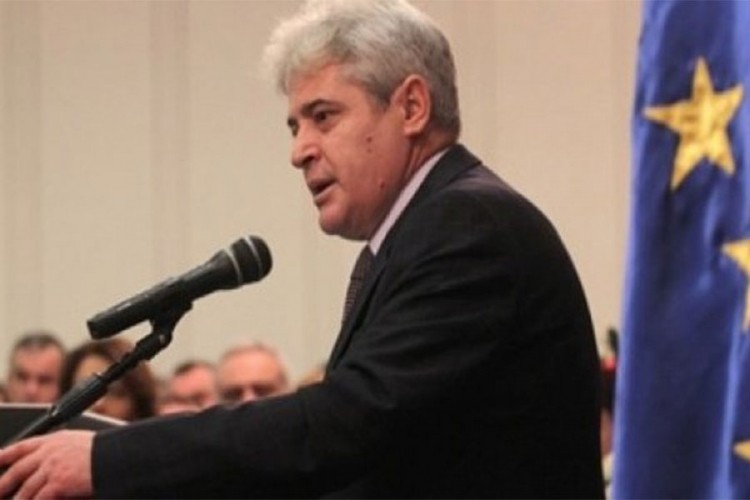 I Ali Ahmeti pozvan u Hag