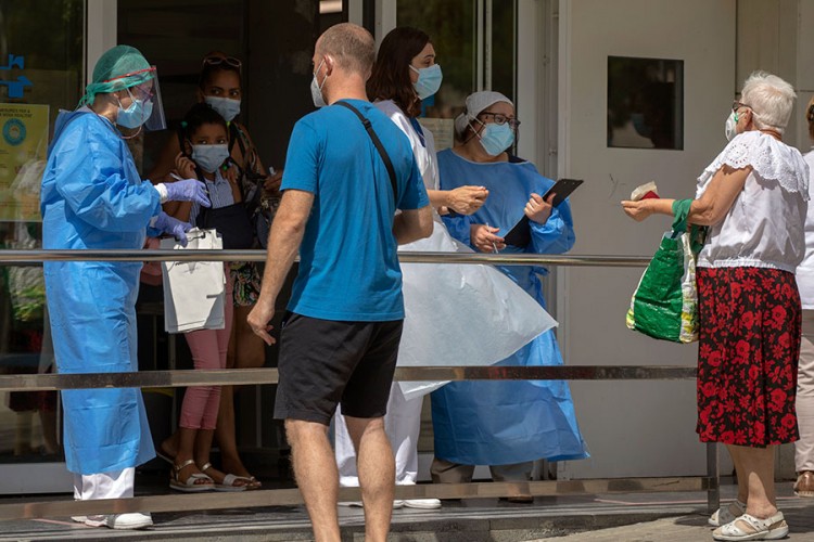 Epidemija se ponovo razbuktava u Španiji: Neophodno pooštravanje mjera
